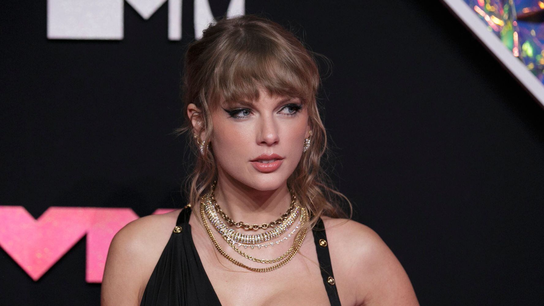 Taylor Swift ‘arrasada’ envia mensagem após a morte de fã antes de show no Rio de Janeiro