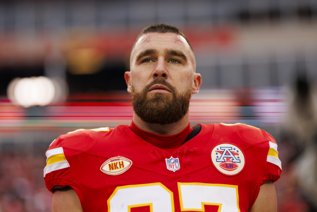 Vídeo De Travis Kelce Se Torna Viral Após Piada Constrangedora No ...