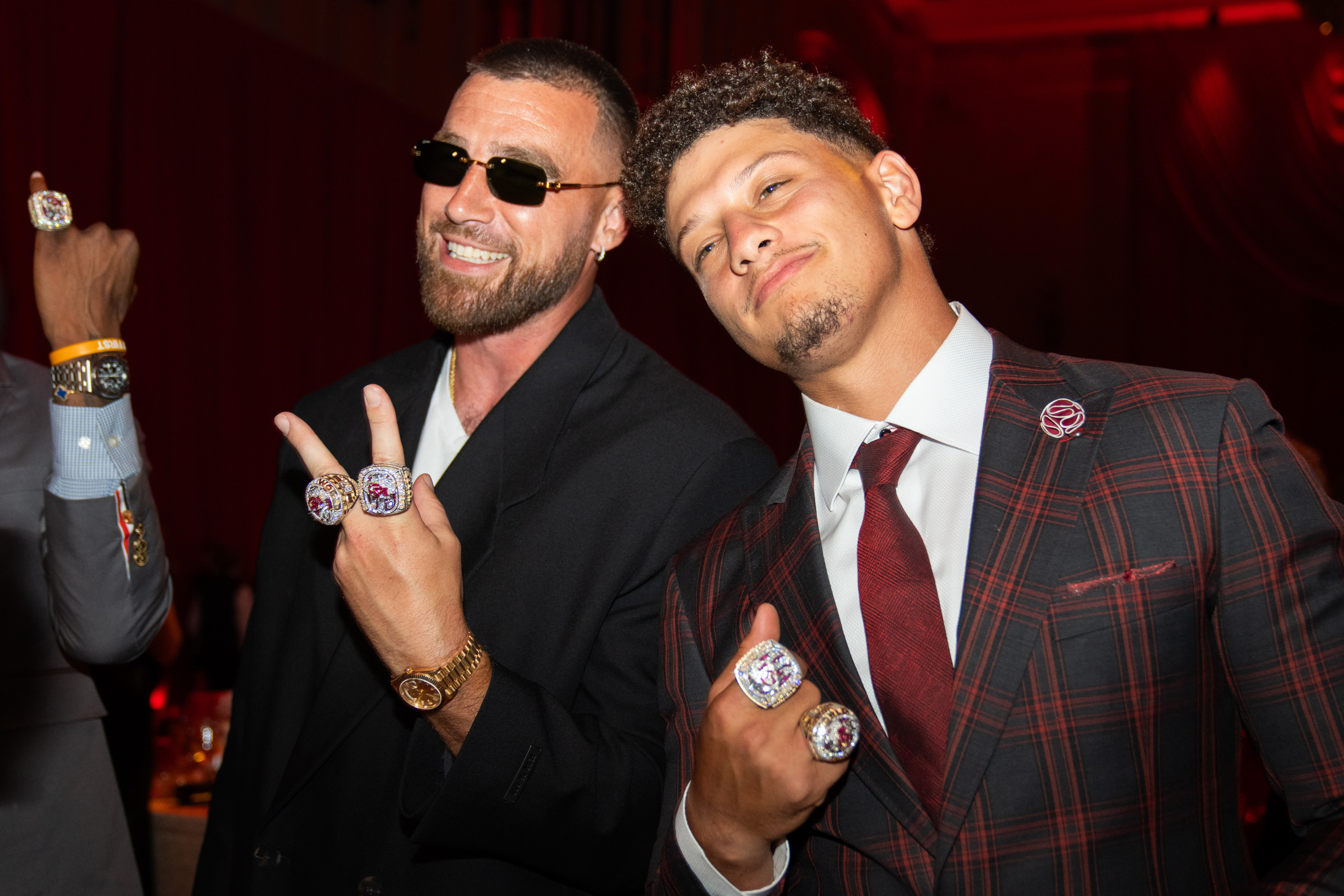 Patrick Mahomes diz que a ‘atenção’ de Taylor Swift não mudou Travis Kelce: ‘Ele continua sendo ele mesmo