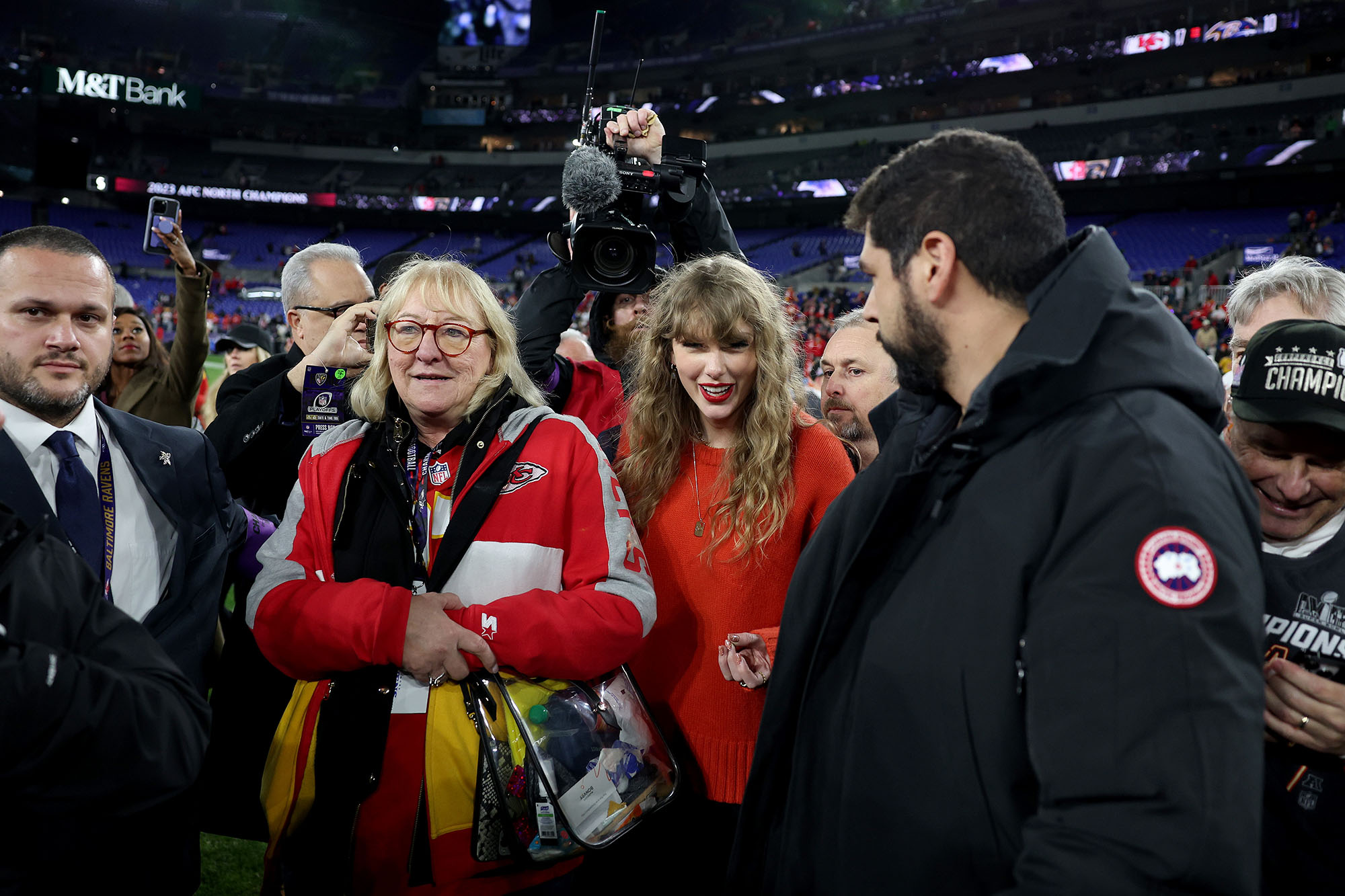 Taylor Swift Admira Discurso de Travis Kelce Após Vitória do Kansas City Chiefs