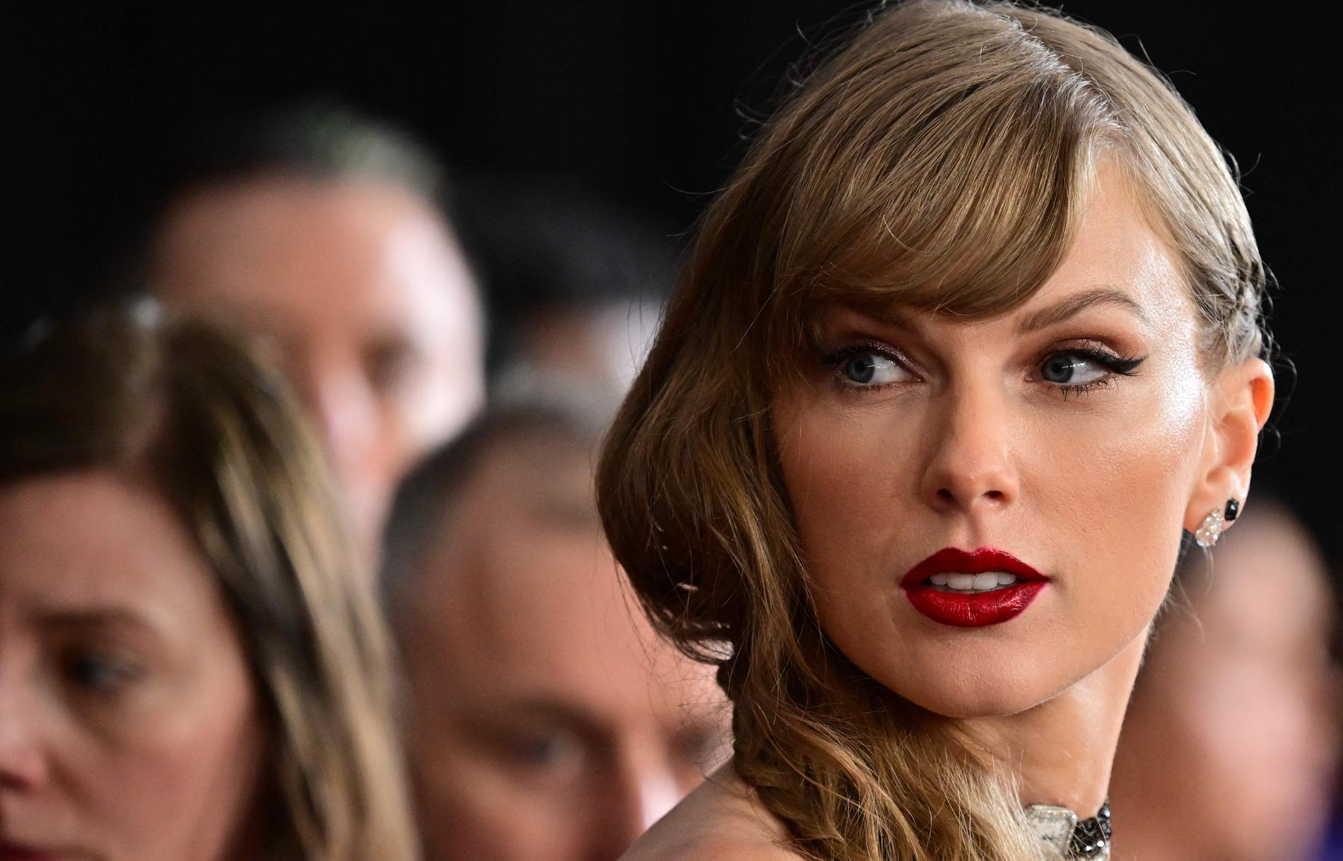 Advogados de Taylor Swift ameaçam estudante com processo judicial