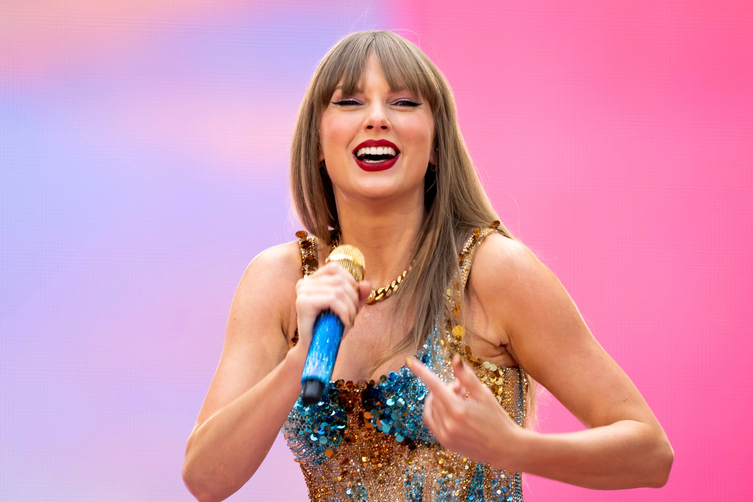 Taylor Swift enfrentou um problema técnico durante seu show na Irlanda
