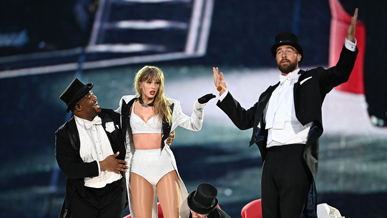 Travis Kelce afirma que foi sua ideia se juntar a Taylor Swift no palco da Turnê Eras