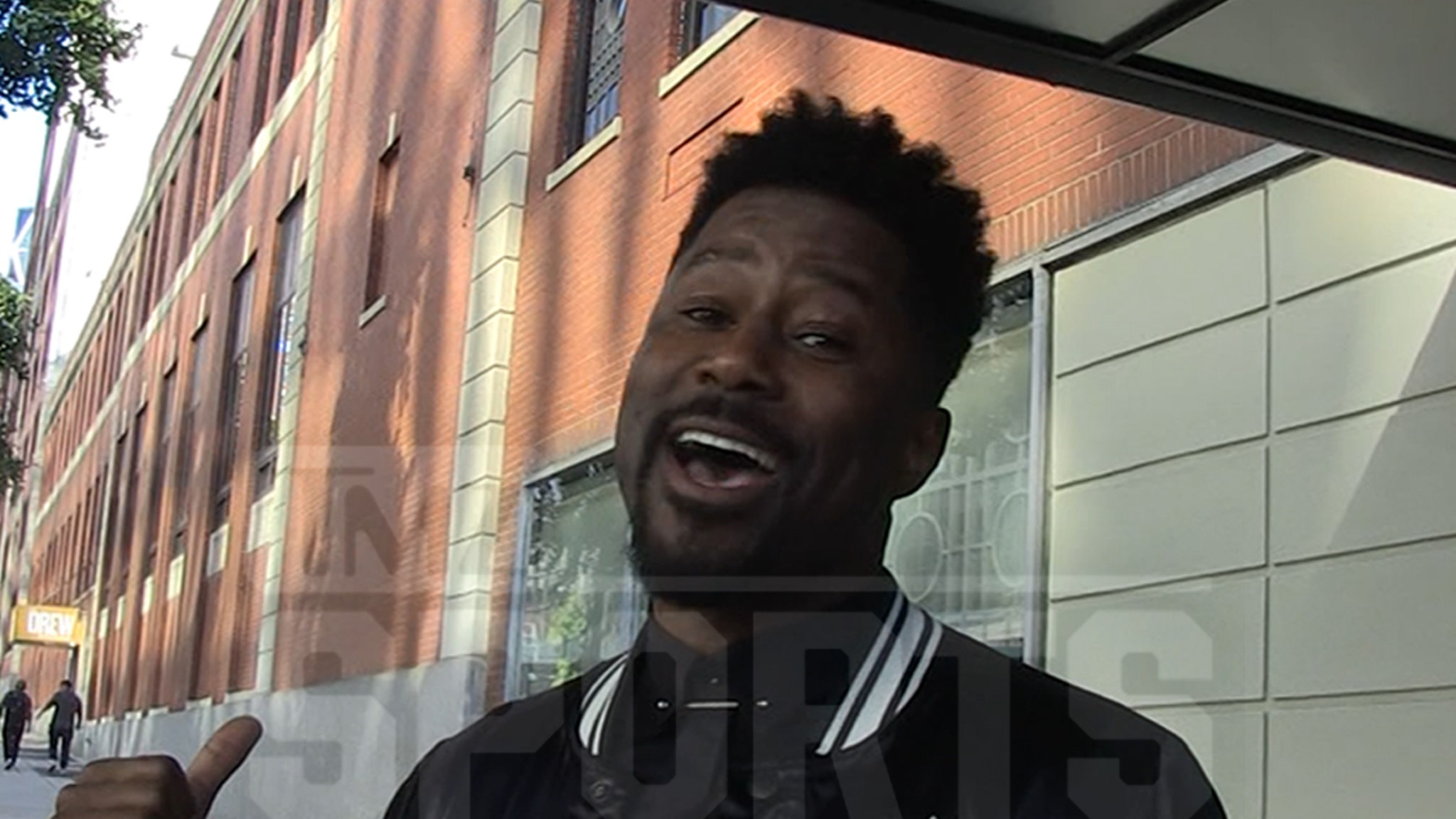 Nate Burleson apoia Taylor Swift fazendo jogadas para o Chiefs, ‘Como ela deveria!