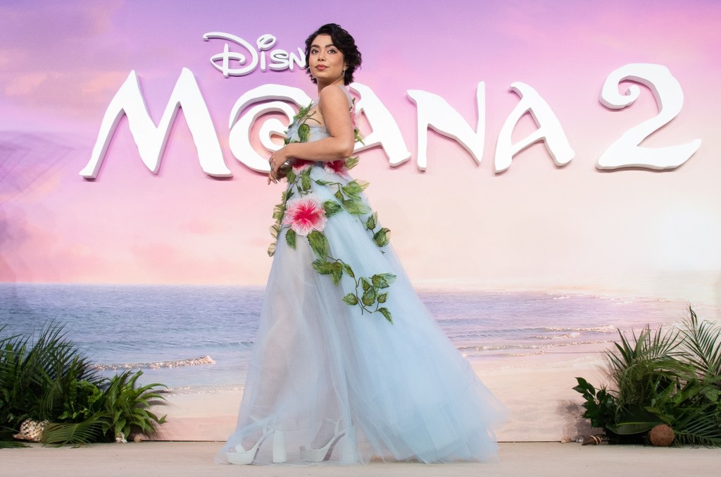 Veja o Sucesso de Bilheteria ‘Moana 2’, Encontre ‘The Anthology’ de Taylor Swift em Vinil e Mais Hits Familiares da Billboard da Semana